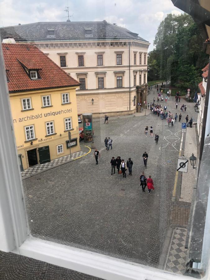 Charles Bridge Apartment Praga Esterno foto